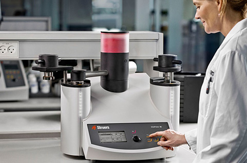 Hot mounting equipment from Struers